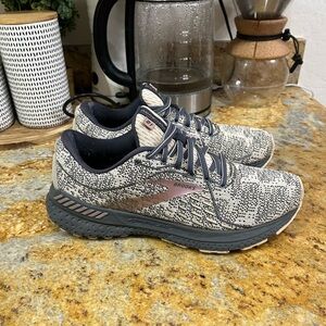 Brooks Women's Running Shoes in Black and Cream